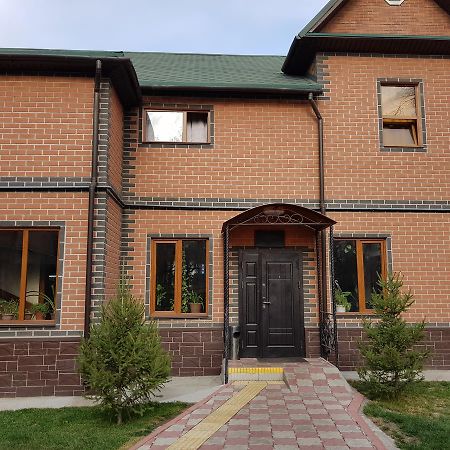 Mini Hotel Leila Алмати Екстер'єр фото